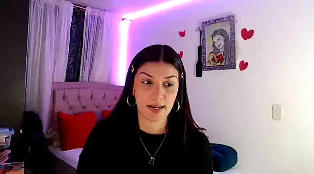 Snapshot of ZajiraShane chatting on 02/21/25, 05:24 ZajiraShane online show from 02/21/25, 05:24