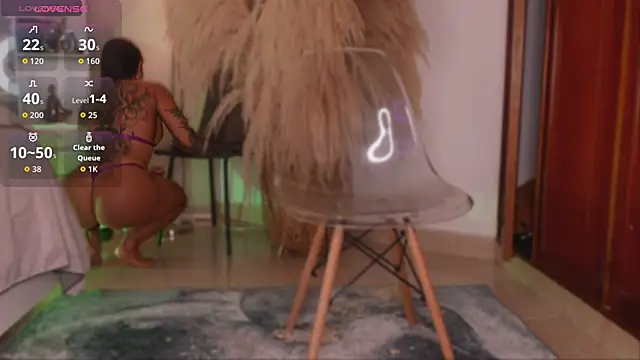 niiaa1 online show from 10/11/25, 03:39