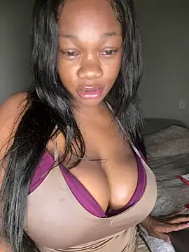 CharismaaBanx online show from 04/10/26, 07:24