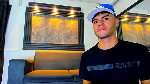 liam genner  online show from 09/12/25, 07:47