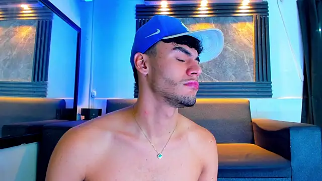 liam genner  online show from 09/20/25, 08:43