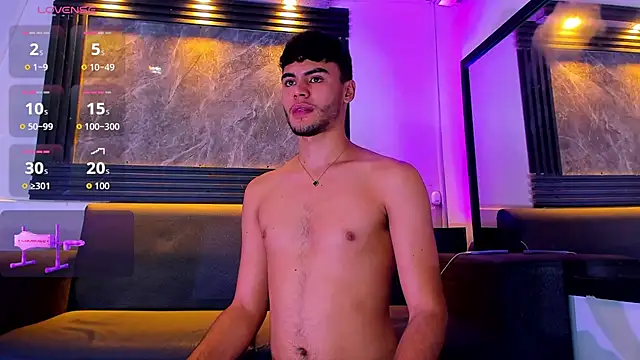 liam genner  online show from 10/09/25, 08:18