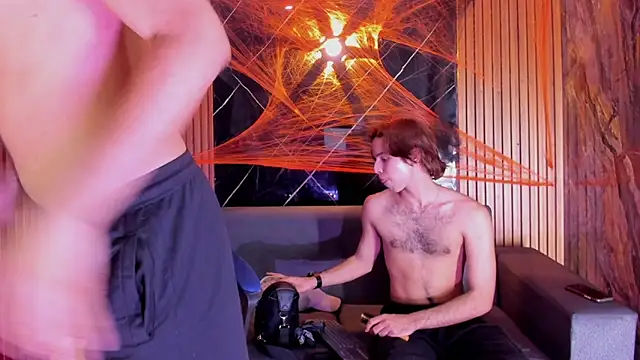 liam genner  online show from 10/25/25, 08:25