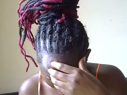 Seeexxxy-bree online show from 12/15/25, 10:41