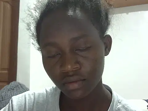 Seeexxxy-bree online show from 04/21/26, 08:42