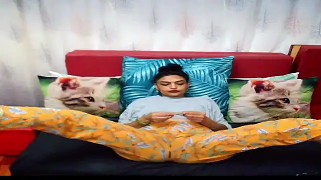 Indian Blaze00 online show from 02/15/26, 07:27