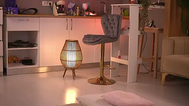 ButterflyLeah online show from 02/17/26, 02:41