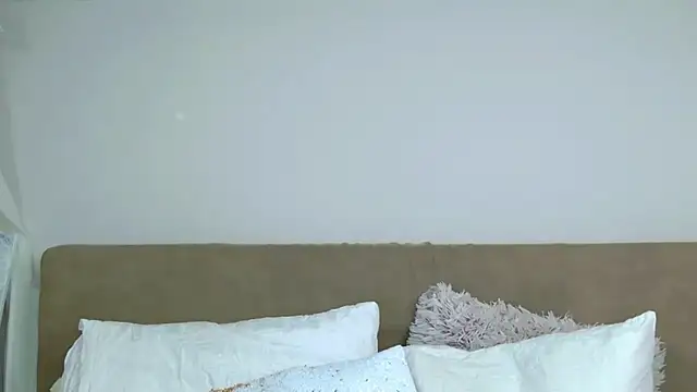 LuisaSin online show from 11/03/25, 07:20