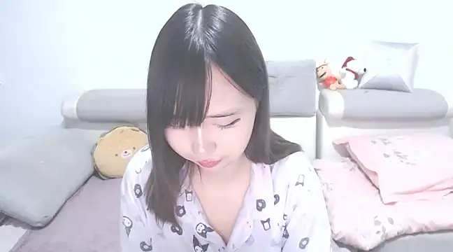 Snapshot of your_angela chatting on 03/02/25, 12:01 your angela online show from 03/02/25, 12:01