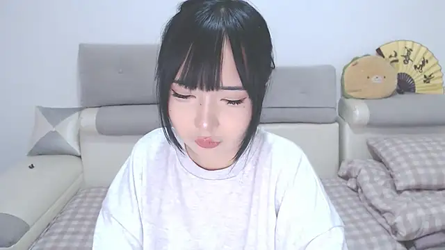 Snapshot of your_angela chatting on 09/24/25, 08:17 your angela online show from 09/24/25, 08:17