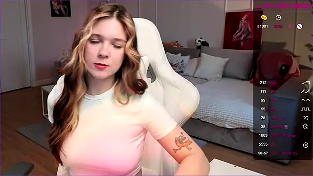 Snapshot of Frau_Lina chatting on 03/18/26, 03:15 Frau Lina online show from 03/18/26, 03:15