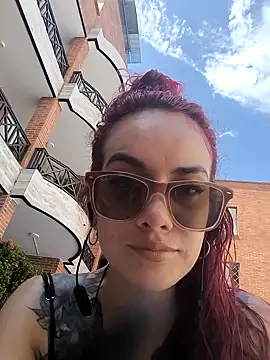 Snapshot of Liilith_goddess_ chatting on 11/30/25, 05:17 Liilith goddess online show from 11/30/25, 05:17