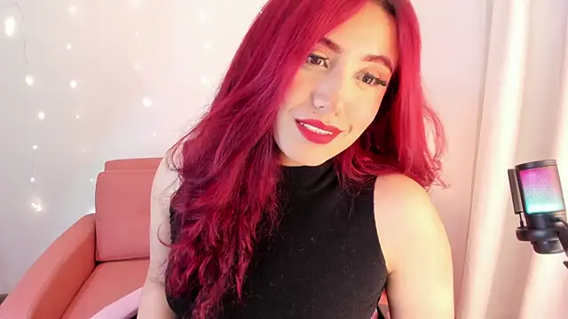 Snapshot of veronicaxx69 chatting on 06/25/26, 05:45 veronicaxx69 online show from 06/25/26, 05:45