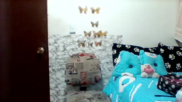 Snapshot of Alisson_brand chatting on 01/10/26, 04:20 Alisson brand online show from 01/10/26, 04:20