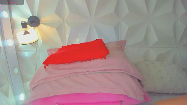 cute latinaxxx online show from 06/28/26, 04:18