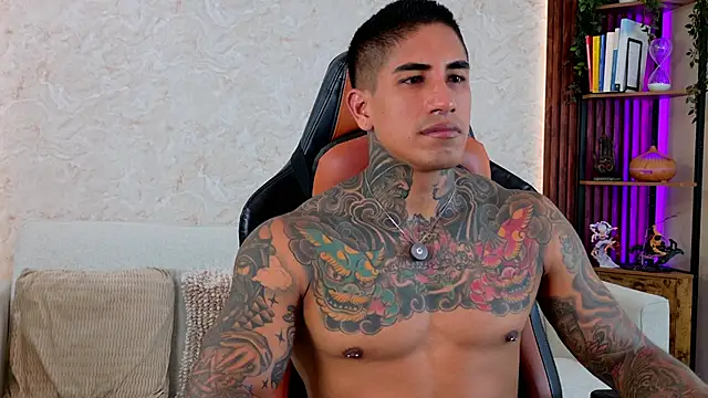 AdanReilly online show from 05/03/26, 03:51