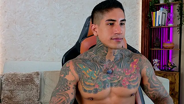 AdanReilly online show from 05/13/26, 04:15