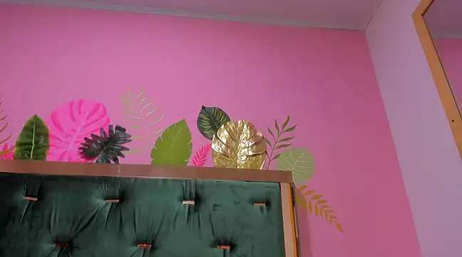 Snapshot of Hellen__4master chatting on 02/19/25, 01:50 Hellen 4master online show from 02/19/25, 01:50