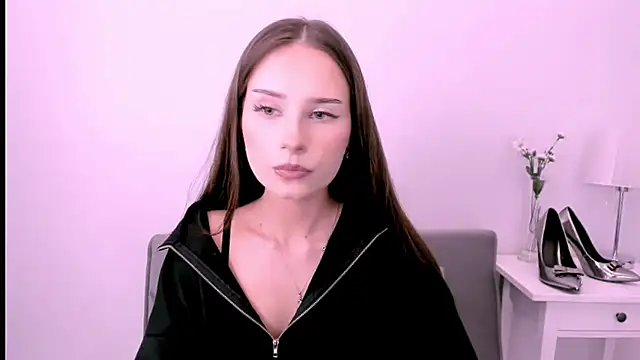 EmilyDarling online show from 05/06/26, 08:03