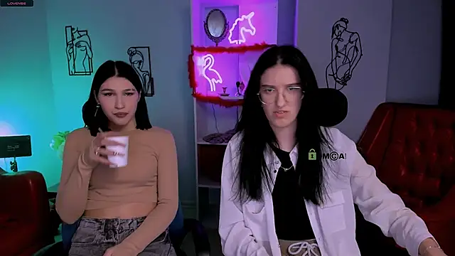 Snapshot of scarlet_mooore chatting on 03/03/25, 08:54 scarlet mooore online show from 03/03/25, 08:54