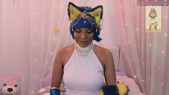 Snapshot of Hannahs_Napit chatting on 10/31/25, 09:05 Hannahs Napit online show from 10/31/25, 09:05