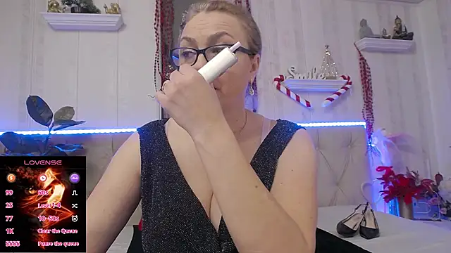 LadyJeen online show from 12/02/25, 02:34