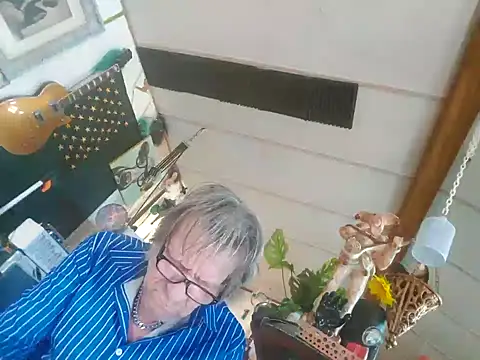 Snapshot of WillCum4Unow chatting on 01/29/25, 09:50 WillCum4Unow online show from 01/29/25, 09:50