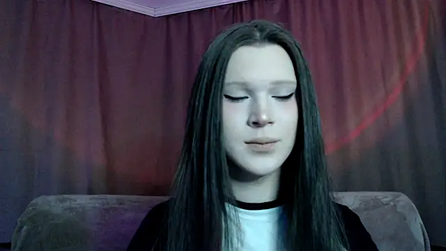 Snapshot of Sexpired_Princess chatting on 02/27/25, 03:25 Sexpired Princess online show from 02/27/25, 03:25