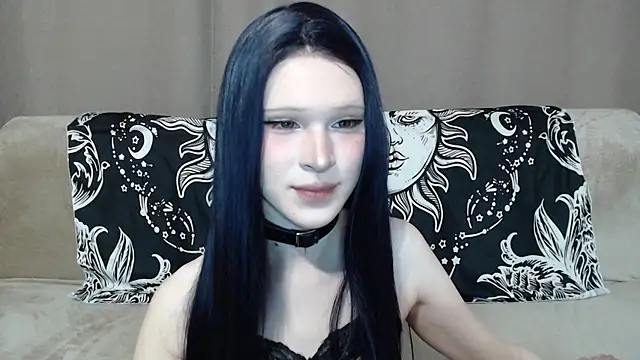 Snapshot of Sexpired_Princess chatting on 05/08/26, 11:10 Sexpired Princess online show from 05/08/26, 11:10