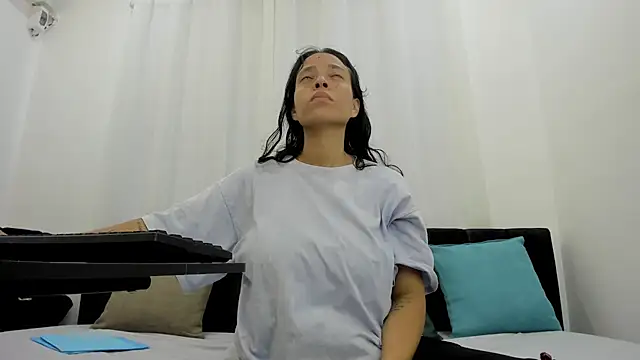 lexyfyre online show from 05/01/26, 12:10