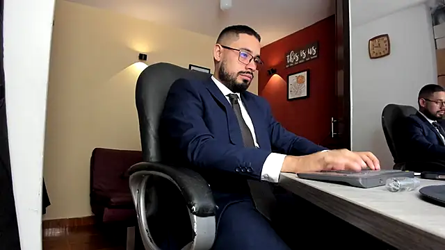thesexlawyer1 online show from 05/21/26, 04:19