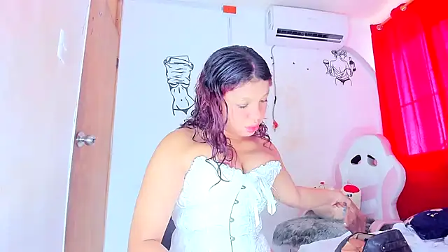 Emily Coper18 online show from 02/14/26, 01:41