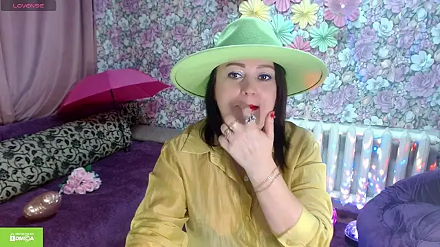 Snapshot of Julia-ru chatting on 02/13/26, 10:17 Julia-ru online show from 02/13/26, 10:17