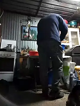 Sarpe84 online show from 12/23/24, 05:54