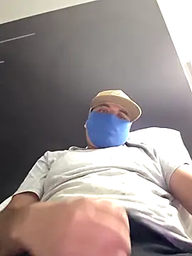 Snapshot of Vergudo210788 chatting on 02/28/26, 04:24 Vergudo210788 online show from 02/28/26, 04:24