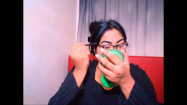 Indian Lola00 online show from 09/23/25, 04:54