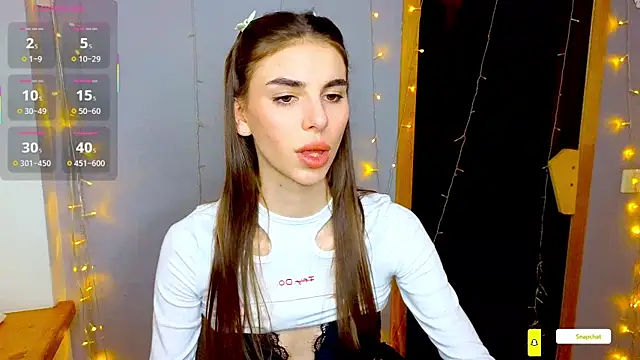 Snapshot of EmmyGreans chatting on 01/24/25, 01:25 EmmyGreans online show from 01/24/25, 01:25