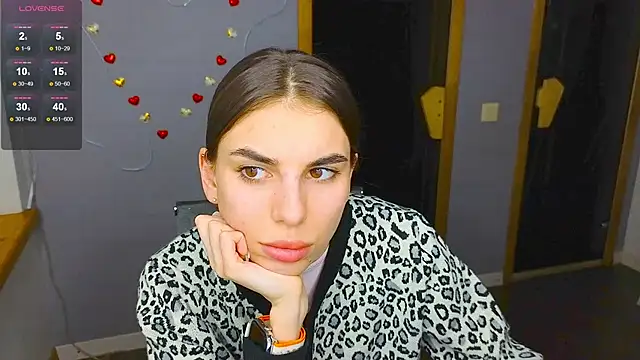 Snapshot of EmmyGreans chatting on 02/26/25, 12:36 EmmyGreans online show from 02/26/25, 12:36