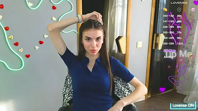 Snapshot of EmmyGreans chatting on 03/08/25, 06:54 EmmyGreans online show from 03/08/25, 06:54