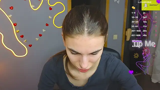 Snapshot of EmmyGreans chatting on 03/17/25, 06:29 EmmyGreans online show from 03/17/25, 06:29