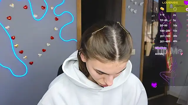 Snapshot of EmmyGreans chatting on 03/22/25, 06:33 EmmyGreans online show from 03/22/25, 06:33