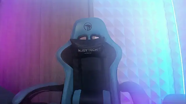 Snapshot of Jendralevis chatting on 02/02/25, 02:24 Jendralevis online show from 02/02/25, 02:24