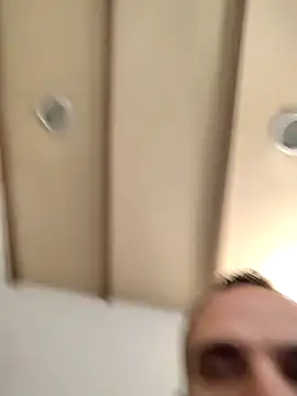 leon3875 online show from 10/31/25, 03:35