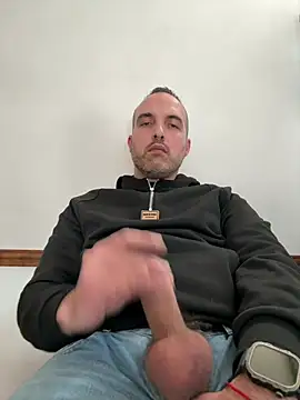 leon3875 online show from 08/03/26, 03:27