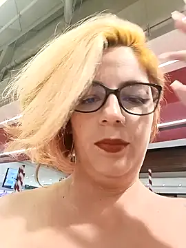 Escarlate4you  online show from 11/12/25, 12:33