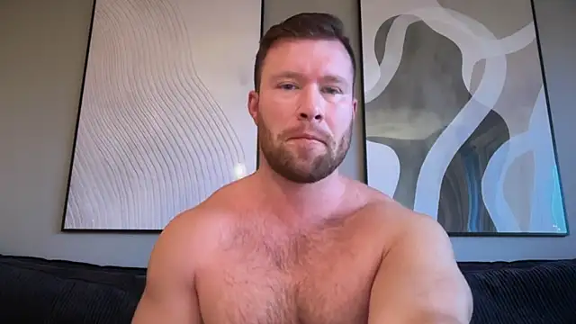 Snapshot of swekingxx chatting on 12/16/25, 09:47 swekingxx online show from 12/16/25, 09:47