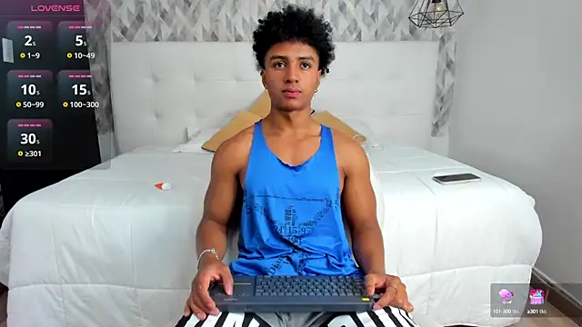 MagnusKing  online show from 03/11/25, 11:55