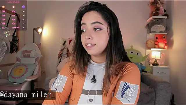 Snapshot of _dayana_miler chatting on 06/24/26, 04:39 dayana miler online show from 06/24/26, 04:39