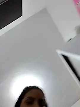 Bella Anjoss online show from 02/01/25, 02:05