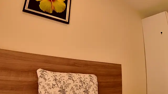 sun place online show from 02/28/25, 07:26